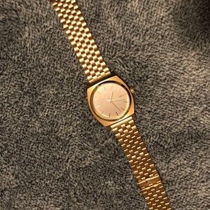 NIXON rose gold watch